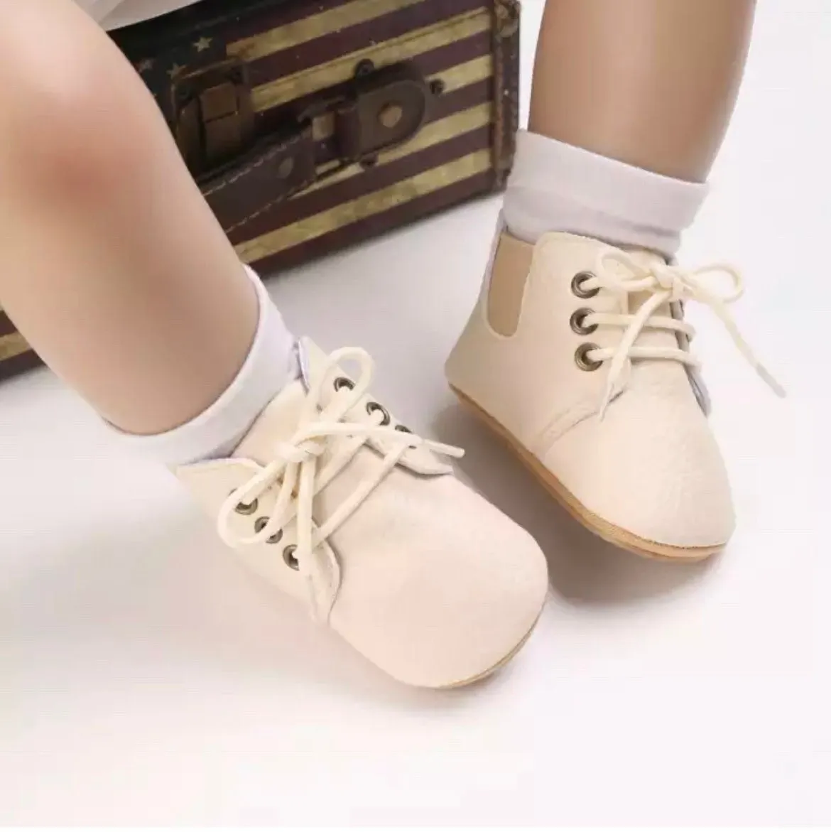 Sparrow Boots - Handmade Baby Boots with Elastic sides and lace ups