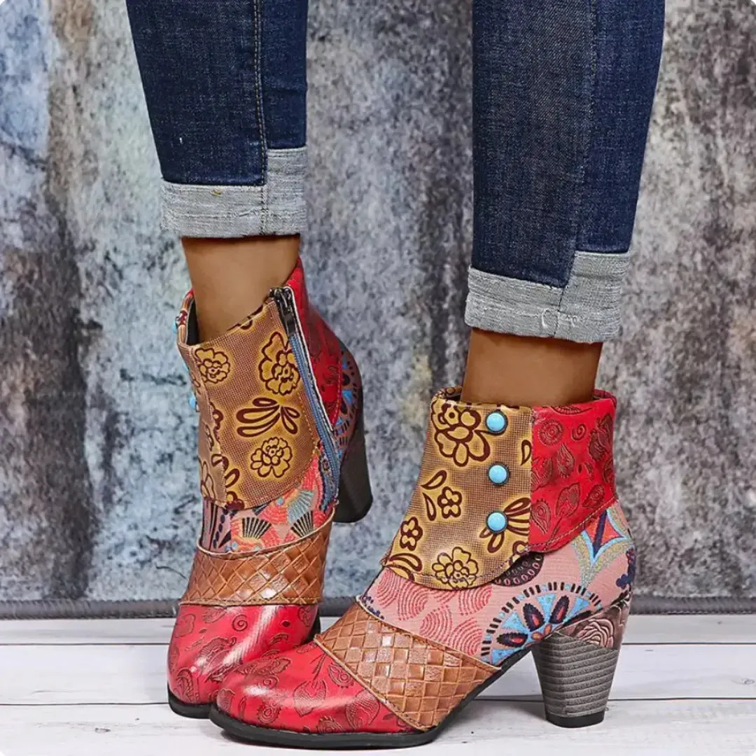 Waterproof Retro Boots for Women – Stylish and Practical Footwear.